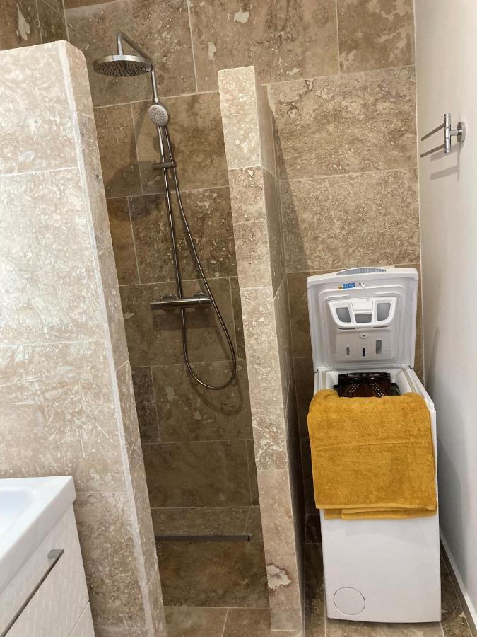 Charmant Studio Dans Villa - Parking - Jardin La Seyne-sur-Mer Eksteriør bilde