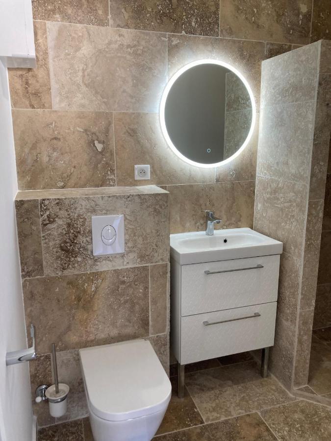 Charmant Studio Dans Villa - Parking - Jardin La Seyne-sur-Mer Eksteriør bilde